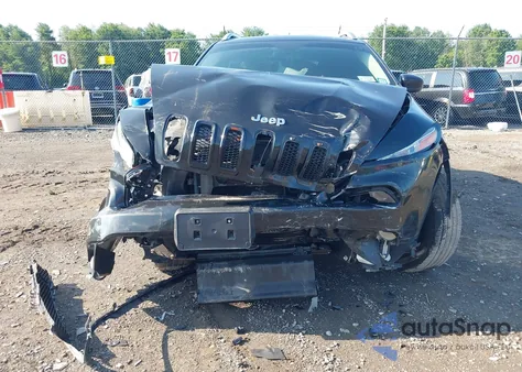 2015 Jeep Cherokee Latitude z USA, uszkodzony, nr VIN 1C4PJMCB1FW715276